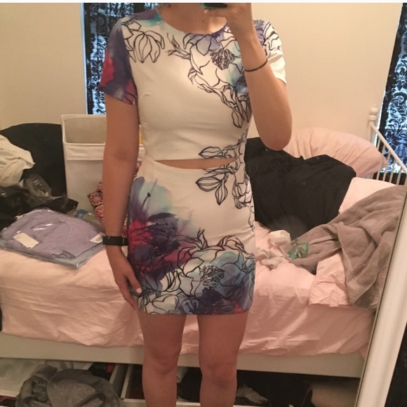 Bodycon Dress - Picture 2 of 2